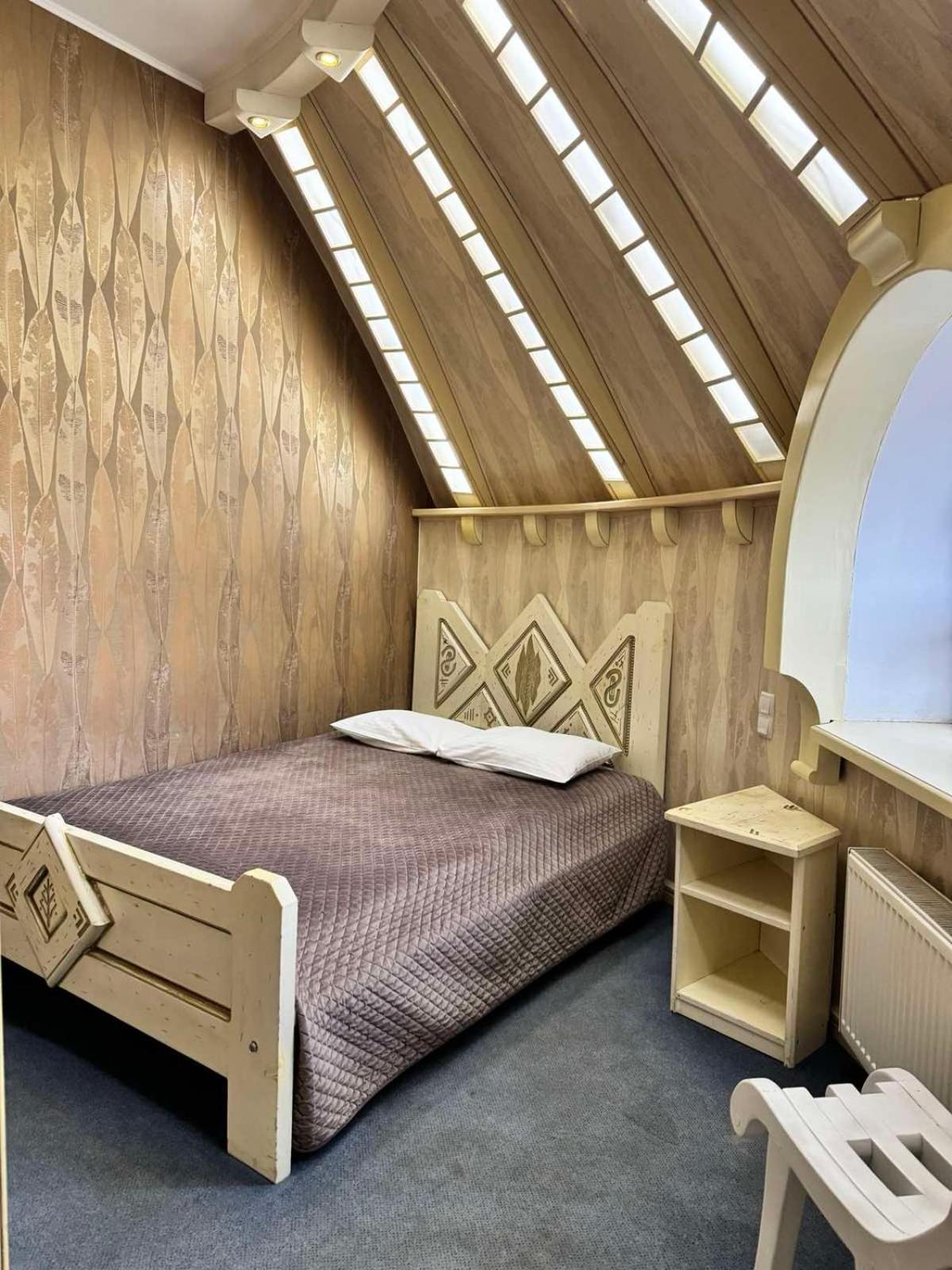 Hotel Veles Zolotonosha Luaran gambar