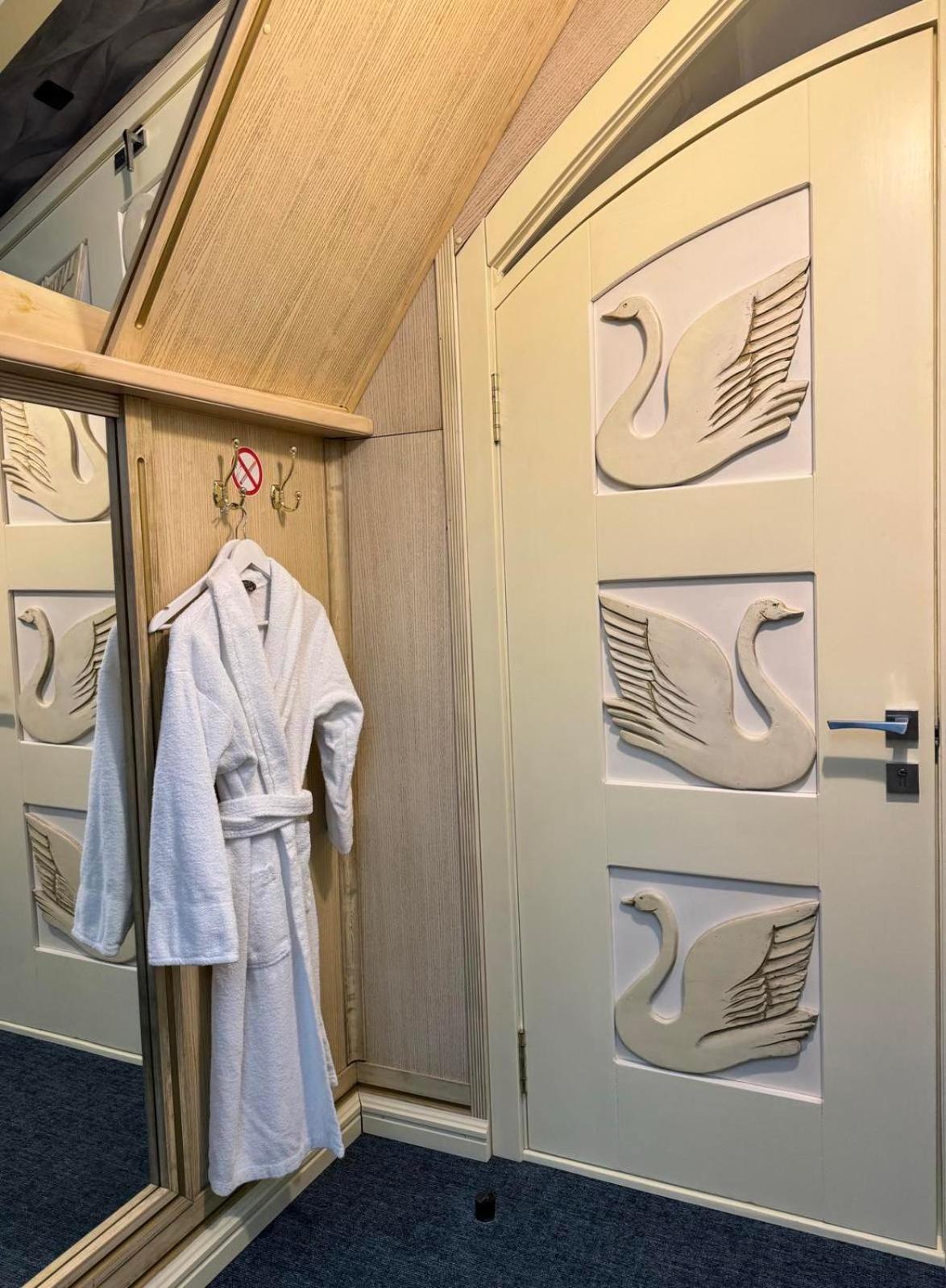 Hotel Veles Zolotonosha Luaran gambar